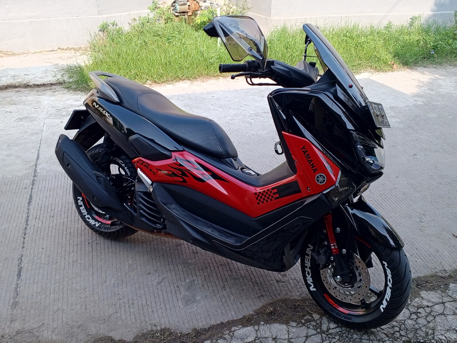 Full Specifications of Yamaha NMAX 2016